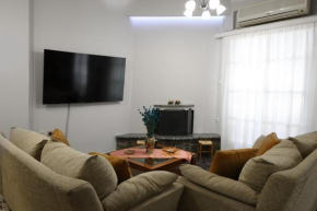 Efi's apartment
